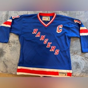 Kids New York Rangers jersey, L/XL, great condition